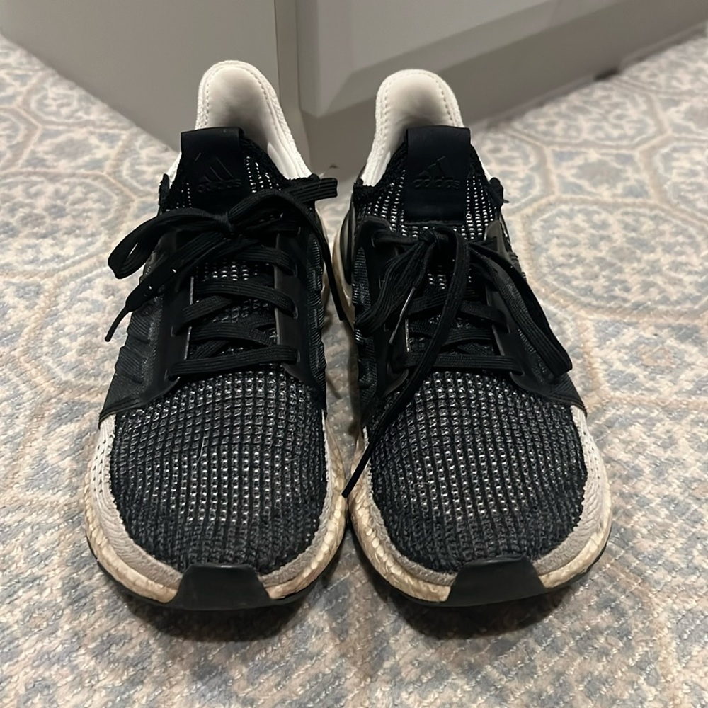Adidas ultra boost black size 8